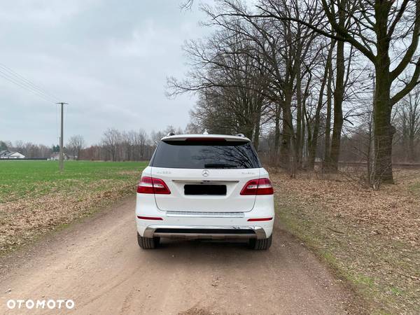 Mercedes-Benz ML 350 BlueTec 4-Matic - 7