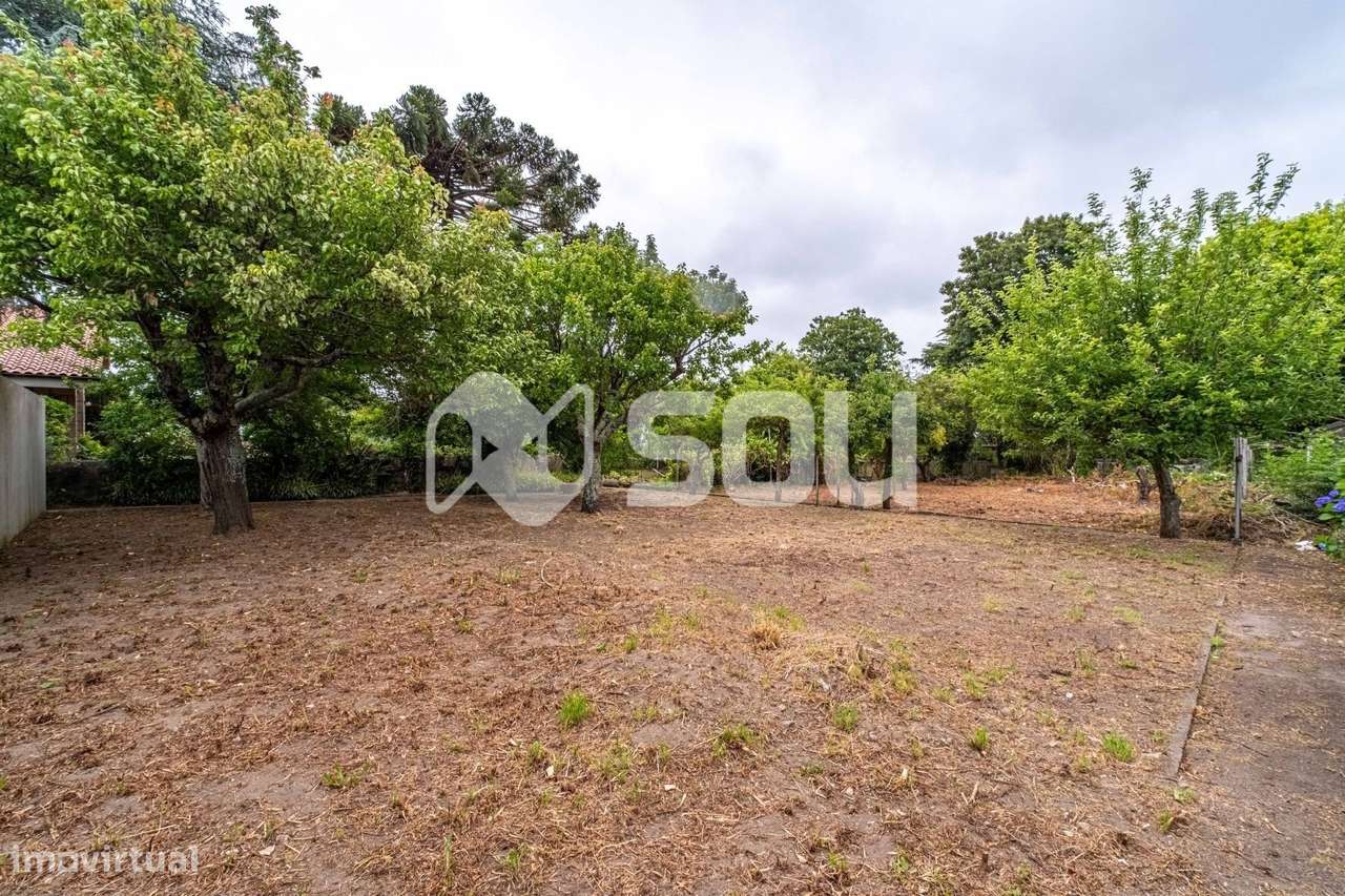 Casa Senhorial T7 num Lote de 3.320m² em Leça do Balio com-45