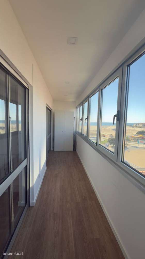 APARTAMENTO T1 kitchenette remodelado, junto à praia. Vistas de mar-14
