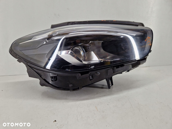 Mercedes B klasa 247 W247 Led reflektor lampa prawa przednia przód - 4