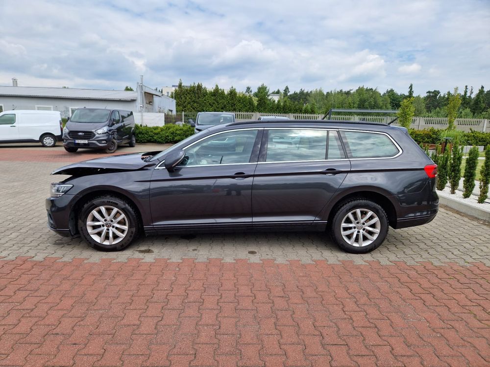 Volkswagen Passat B8 2.0 TDI SCR DSG Business 2022