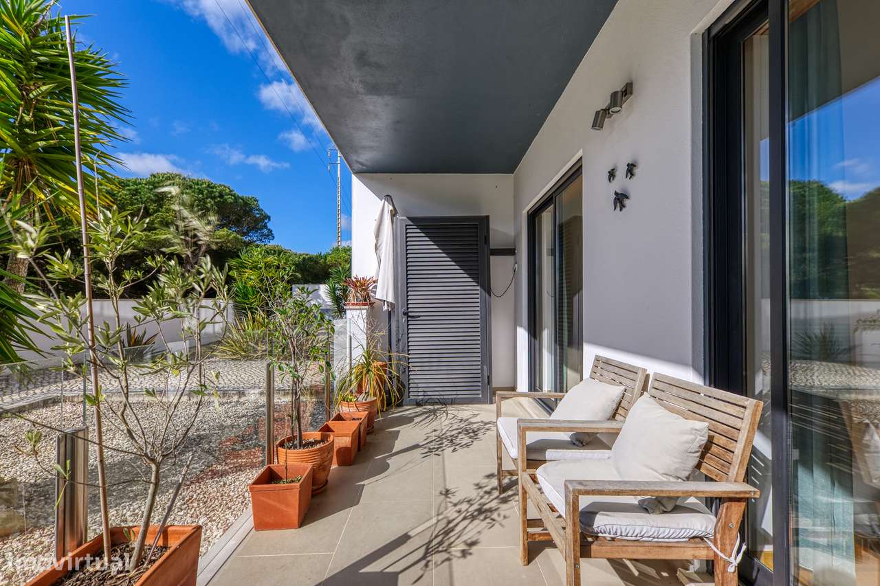 Apartamento T2, piscina e lugar de estacionamento - S Martinho Porto-7