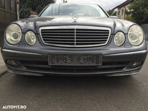 Dezmembrari Mercedes E-Class W211 2.7 Diesel 2002-2006 - 1