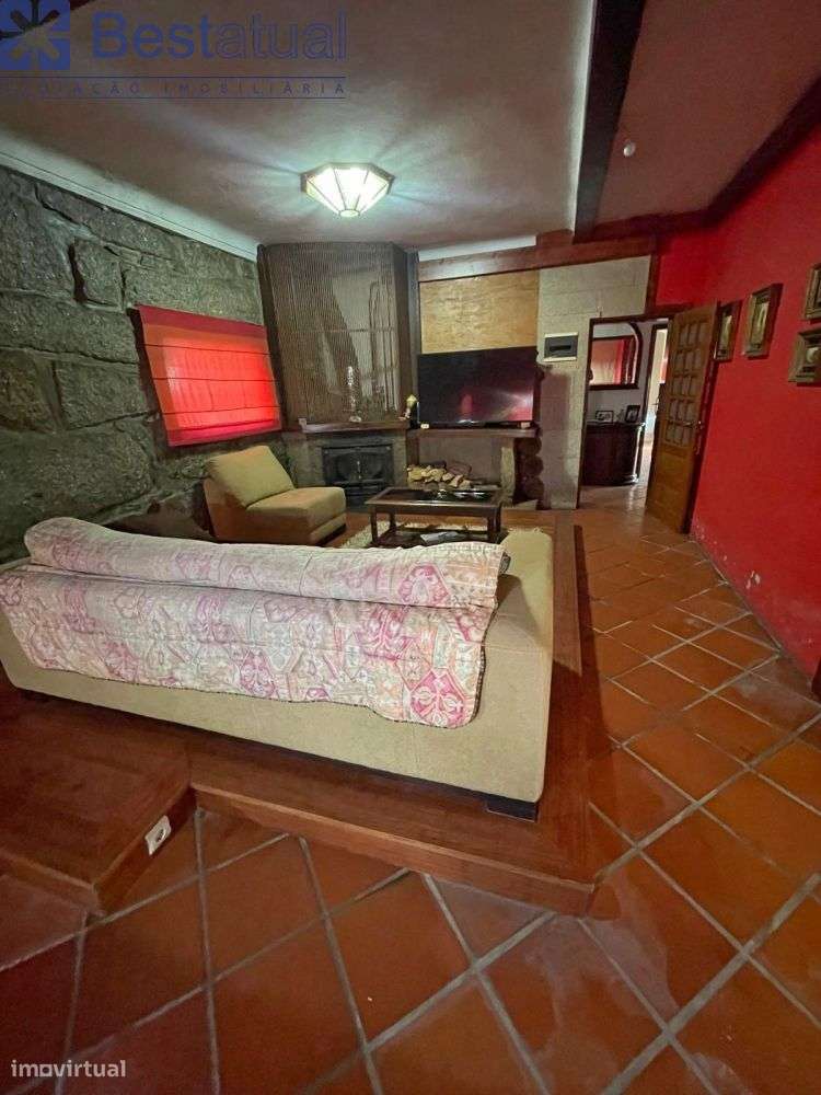 Moradia T4 Isolada - 5 min. Centro Sto. Tirso-31