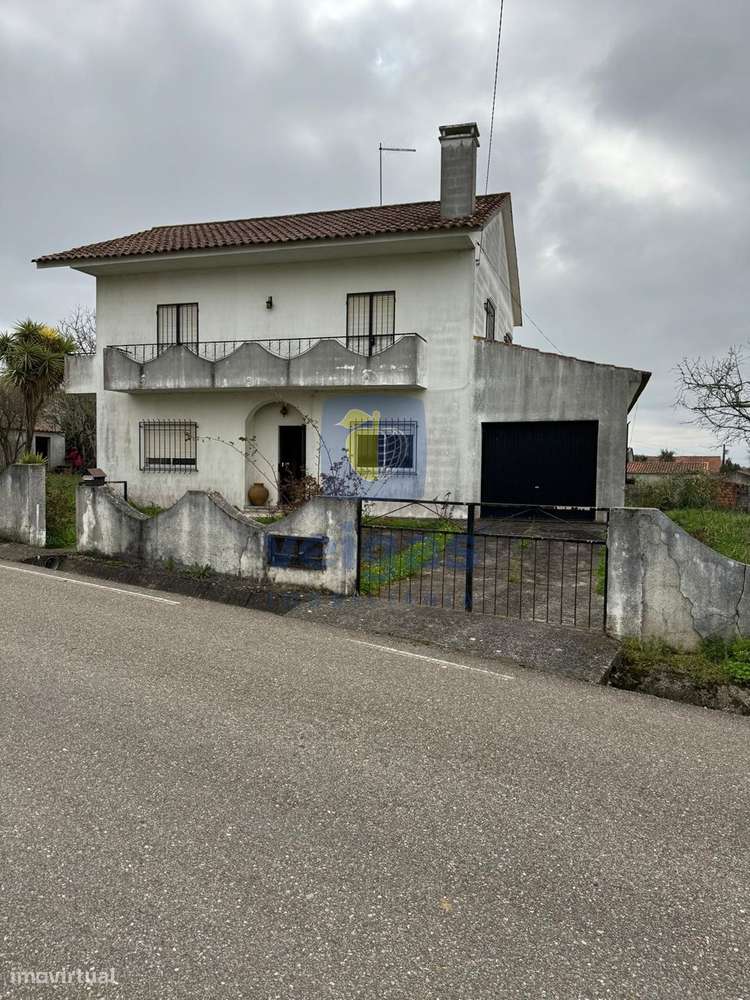 Moradia T6 com Vista Campo em Averangel, Castelo do Bode, Tomar-45