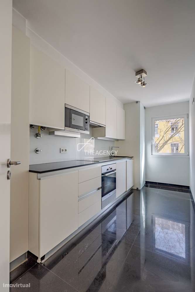 Apartamento T1 com Garagem na Rua Viriato – Avenidas Novas | Lisboa-18