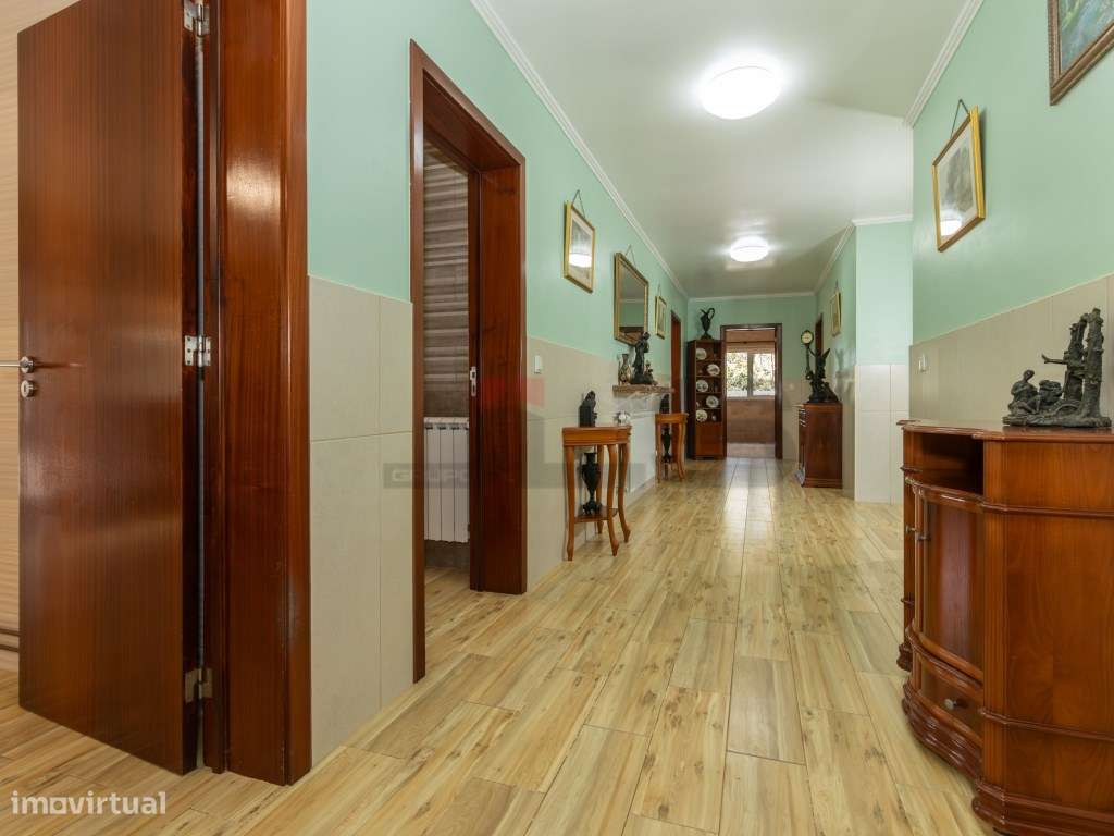 Moradia T3 Contemporânea com Grande Jardim em Rabo de Peixe , São M...-17
