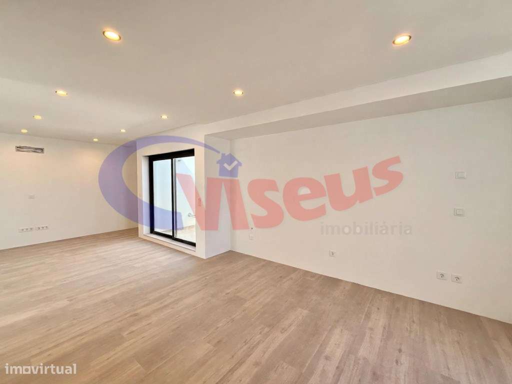 Apartamento T1 Penthouse com terraço.-9