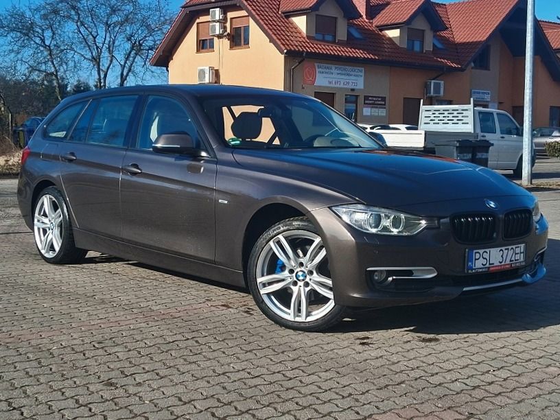 BMW 3 Series F30/F31 320d xDrive Modern Line 2013