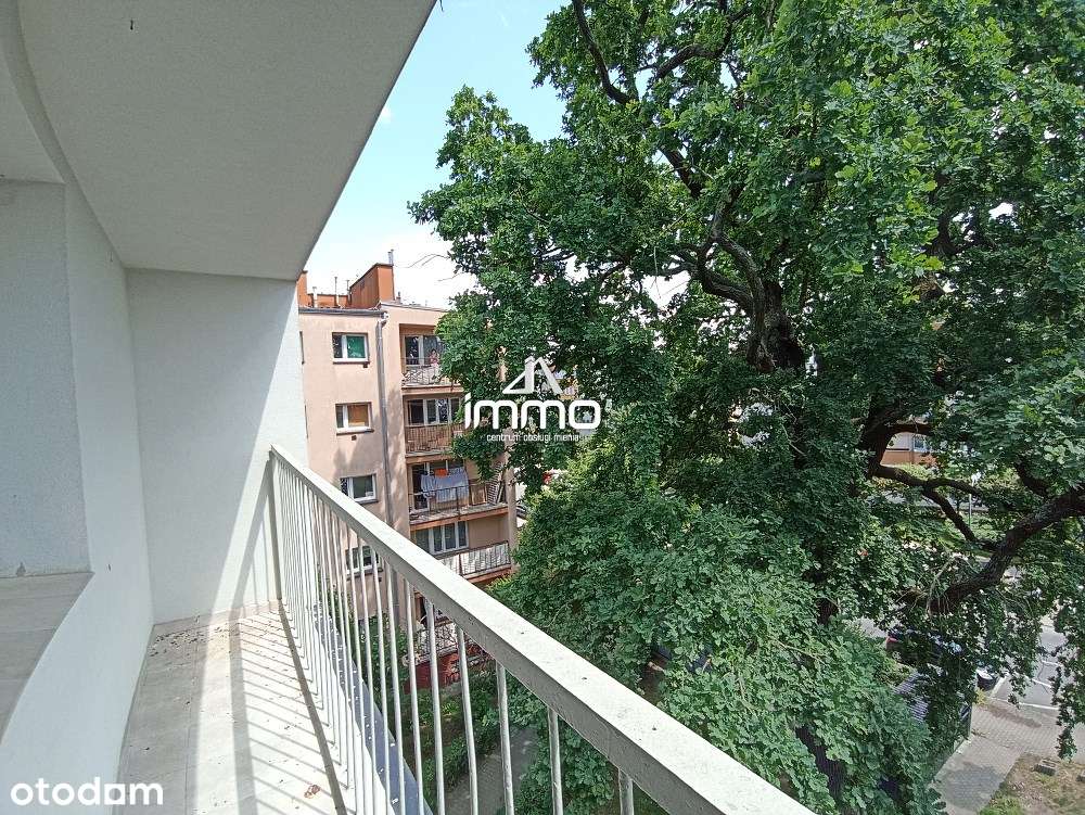 OLEŚNICA M2 z balkonem i piwnicą po generalnym remoncie-16