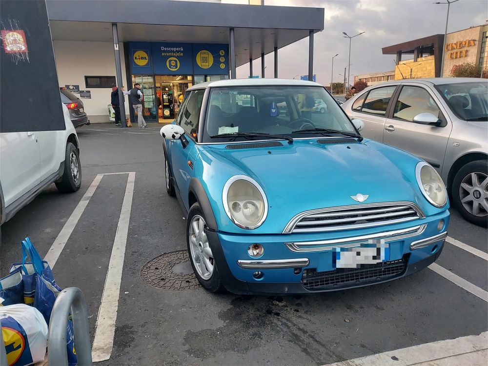 Mini One 2004