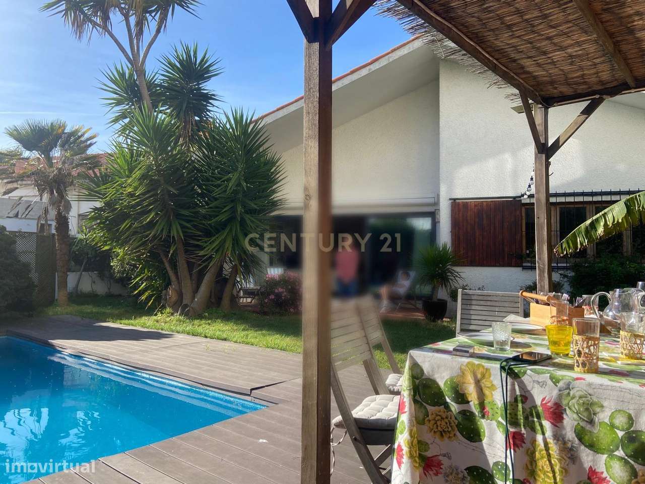 Moradia T6 com Piscina e 4 Frentes, junto ao mar, Leça da Palmeira, Ma-1
