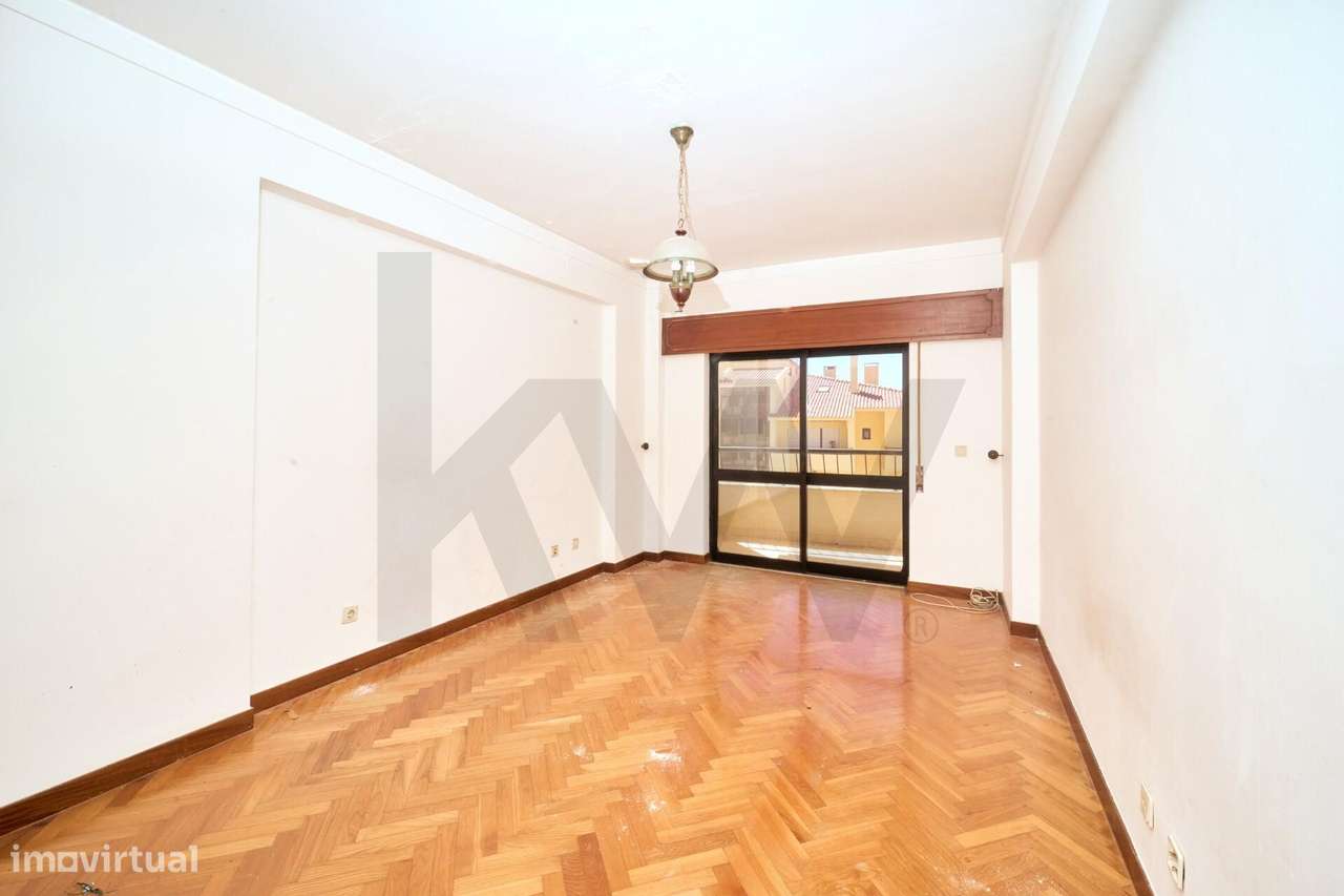 Penthouse Duplex T5 com Vista Desafogada e Excelente Potencial na Quin-13