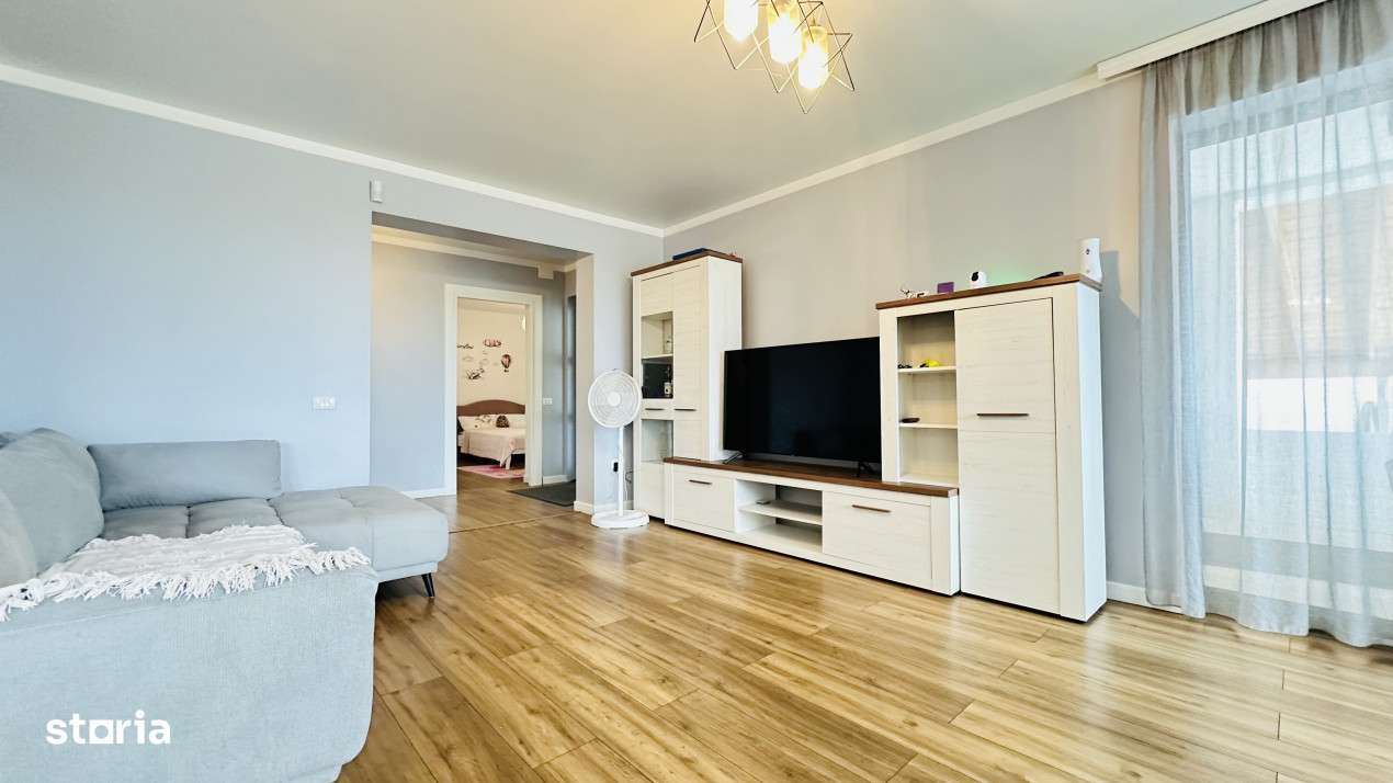 Casa spatioasa cu teren generos | 5 camere | Ovidiu – zona linistita-9