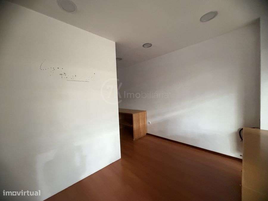 Loja na Praça - Marco de Canaveses - Grande imagem: 3/8