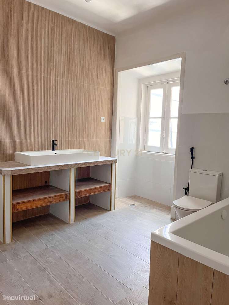 Apartamento T2 +1 na Baixa Lisboeta - Grande imagem: 2/37