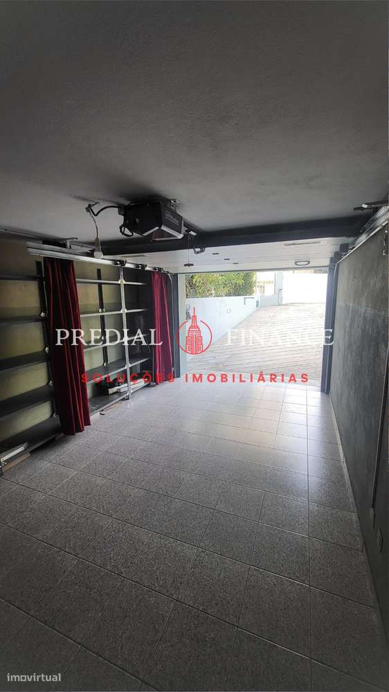 T2+1 Luminoso com Garagem Ampla em Ramalde – Zona em Valorização-20