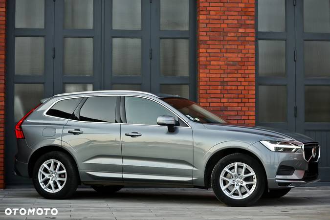 Volvo XC 60 D4 AWD Geartronic Momentum - 2