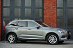 Volvo XC 60 D4 AWD Geartronic Momentum - 2