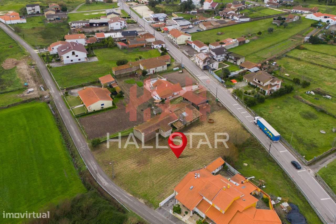 Terreno para Construção / Área Total 1976m2 / Indice de 0.5 / Ortigosa - Grande imagem: 5/31