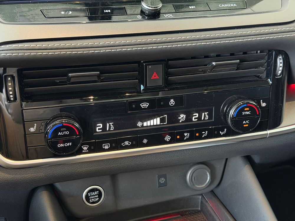 Nissan Qashqai N-Connecta + Pakiet technologiczny + Szklany dach Salon Polska