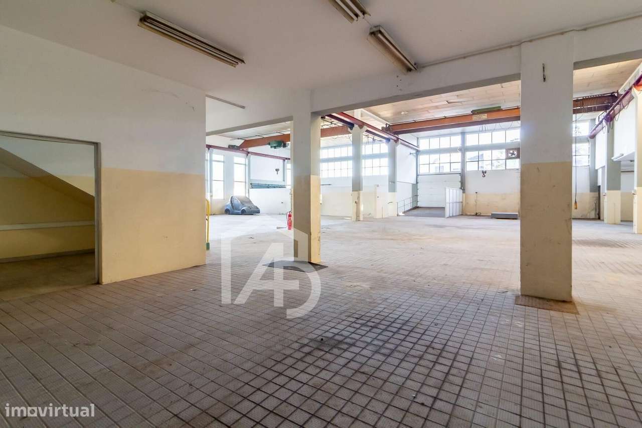 Prédio com potencial de reabilitação – Pernelhas, Leiria-33