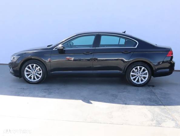 Volkswagen Passat 2.0 TDI Comfortline - 7