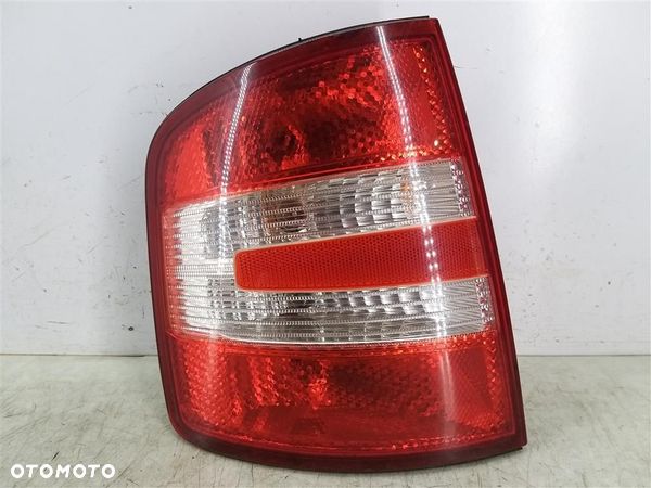 Lampa lewa tylna tył Skoda Fabia I KOMBI 1999-2008R 6Y9945111B 6Y9945095E - 1