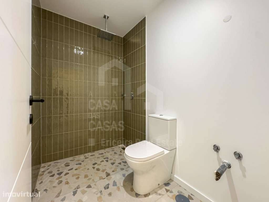 Vende Moradia T4 - Santa Cruz 5 km, A Casa das Casas-30