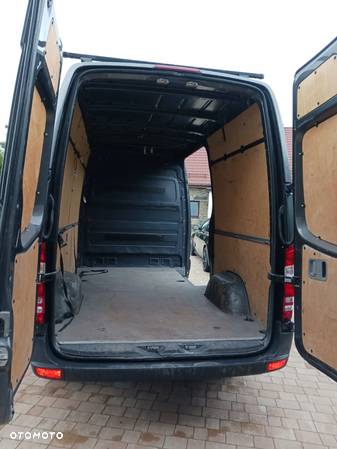 Mercedes-Benz Sprinter - 5