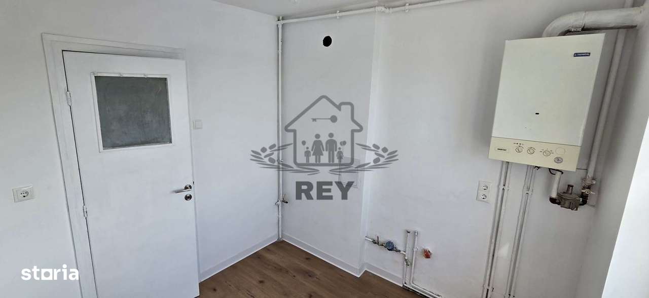 Apartament 2 camere de vanzare zona Terezian | Central-4