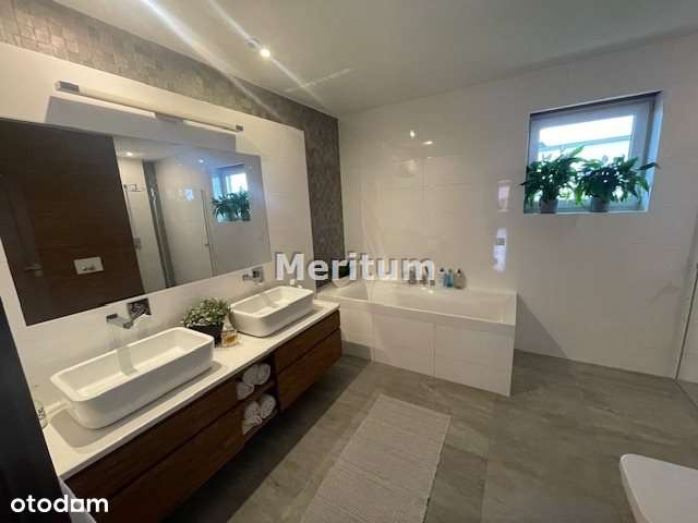 Dom wolnostojacy 5 pokoi garaż na 2 auta-19