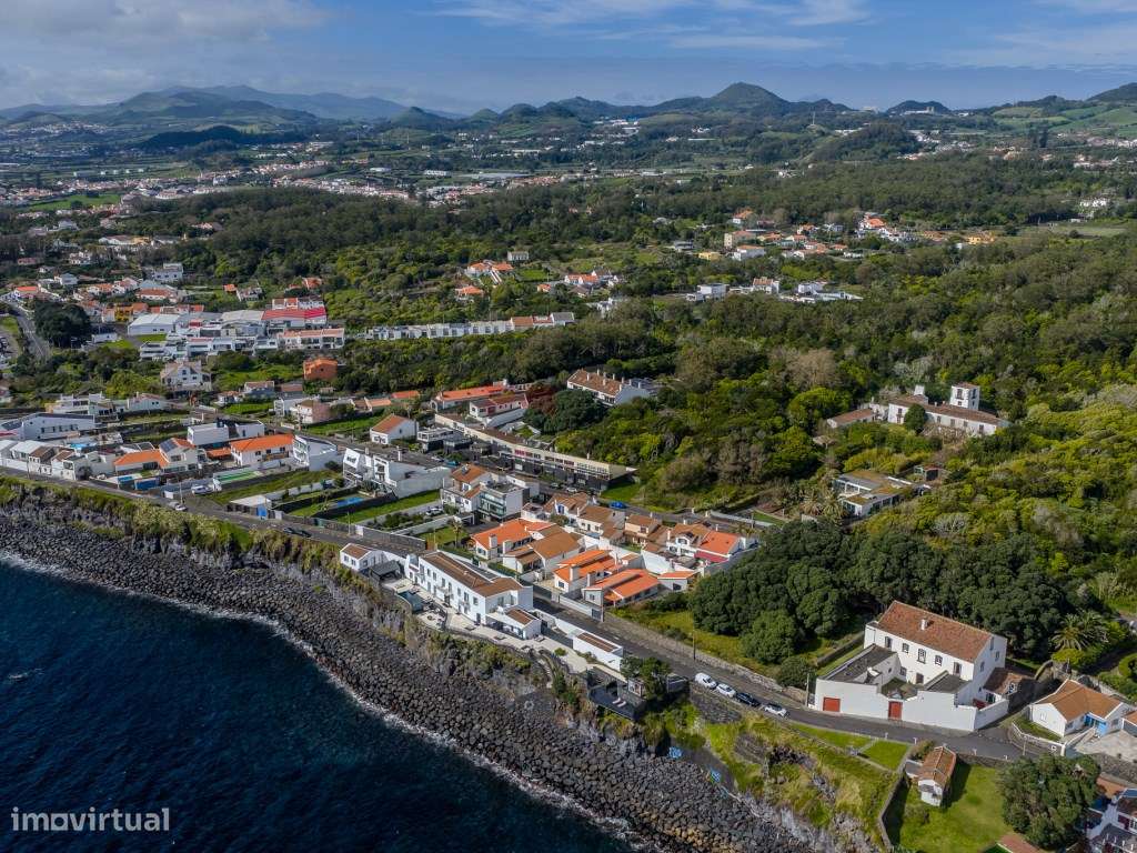 Moradia T4+1 com Dupla Cozinha e Vista Mar - Potencial de Investime...-8