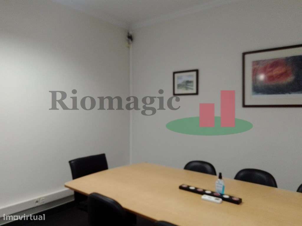 Sala / escritório para arrendamento - Grande imagem: 2/4