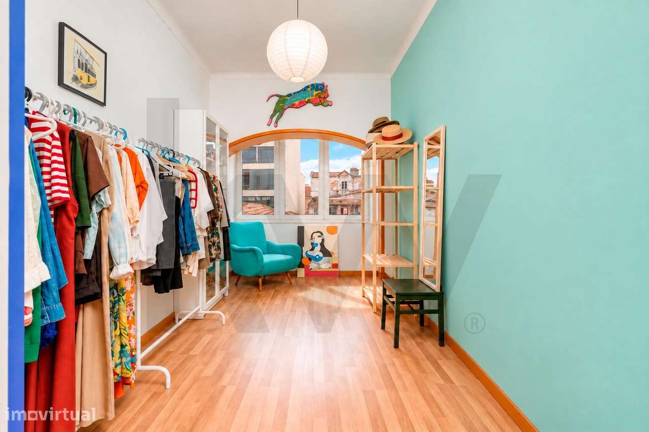 Apartamento T2 no Centro do Barreiro, com bastante Luz Natural, Confor-22
