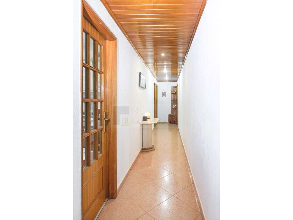 Apartamento T2 - Vale Mourão, Rio de Mouro-14