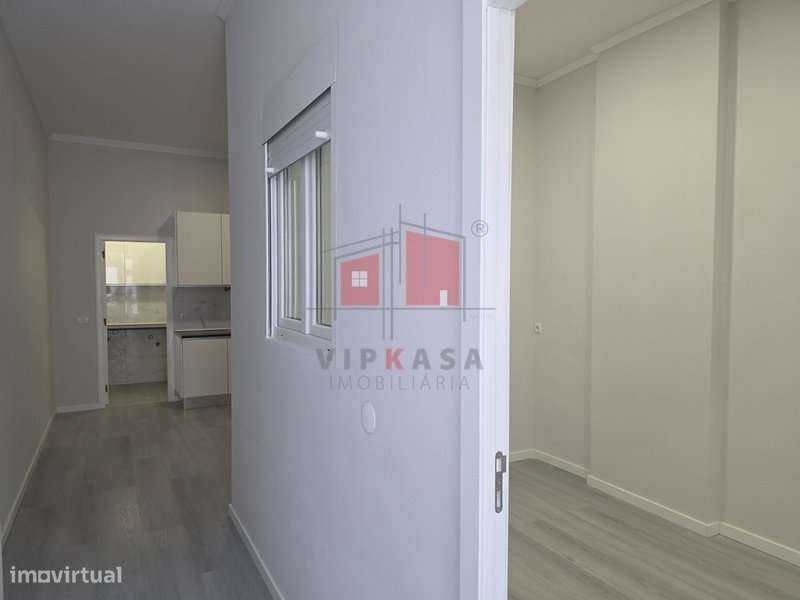 Apartamento T0+1 - Grande imagem: 5/13