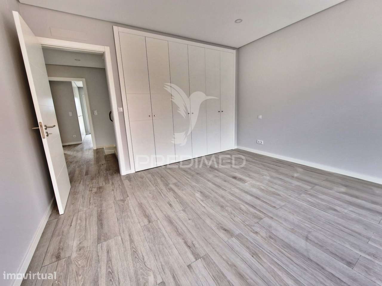 Moradia Nova - T4 - Grande imagem: 5/27