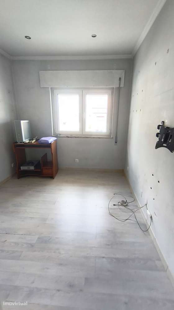 Apartamento T1 R/C cozinha Equipada-4