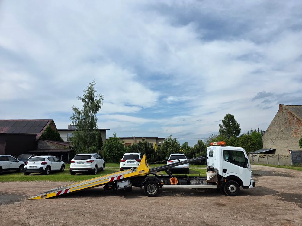 Renault Maxity 2008