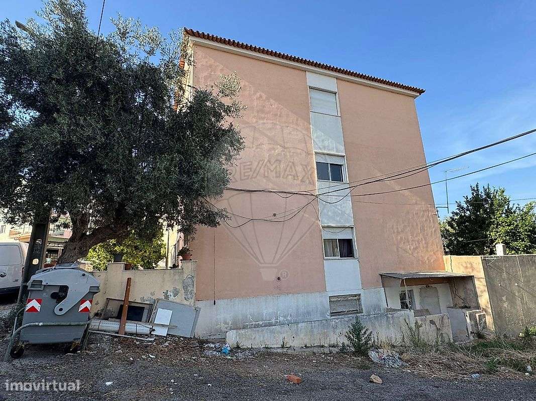 Prédio  para venda - Grande imagem: 2/3