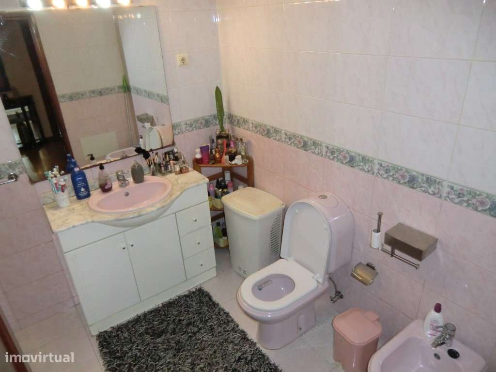 Apartamento T 3 c terraço,São João Madeira,centro-22