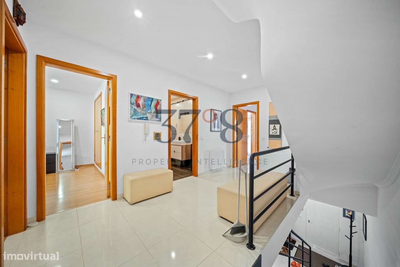 T4 - Moradia Versátil com Terraços, Garagem Dupla - Tavira Residencial-4