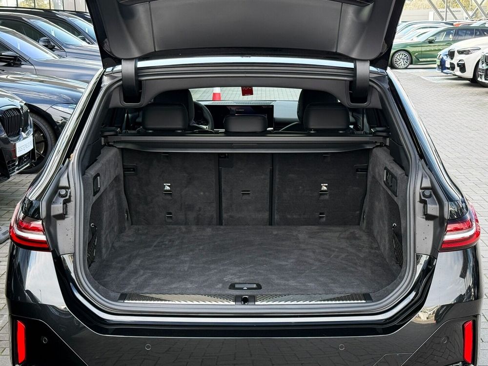 BMW Seria-5 520D Xdrive MHEV 2024 — zdjęcie 5