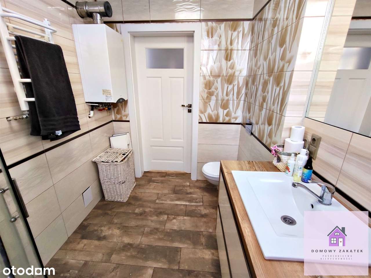 Przestronne, klimatyczne mieszkanie w centrum-19