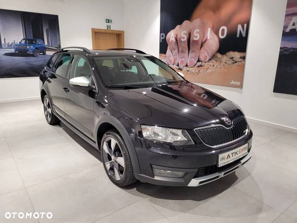 Skoda Octavia Scout 2.0 TDI 4x4 DSG - 3