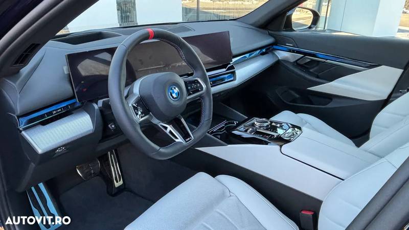 BMW Seria 5 i5 M60 xDrive - 5