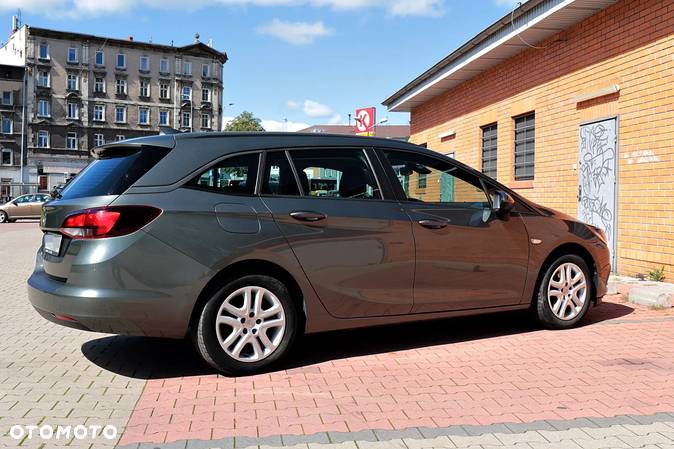 Opel Astra 1.6 D (CDTI) Sports Tourer Innovation - 13