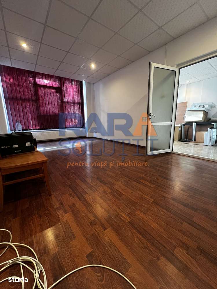 Spatiu comercial - posibilitate cabinet medical / salon cosmetică - Imagine principală: 4/8