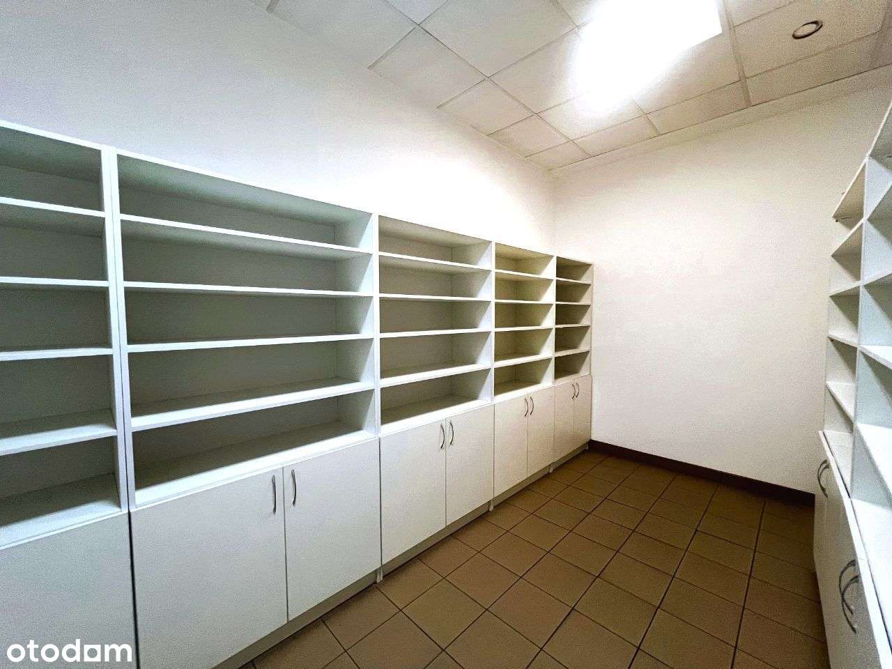 Lokal pod działalność 335 m2 , ul. Popiełuszki 6-12